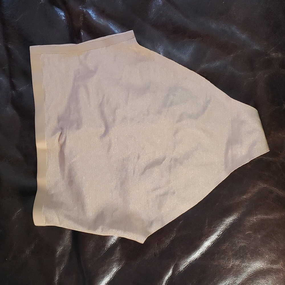 SKIMS High-Waist Panties in Beige